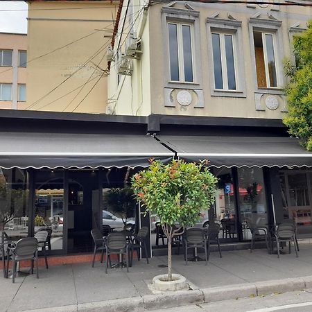 Golden Sleep Hostel Shkoder Ngoại thất bức ảnh