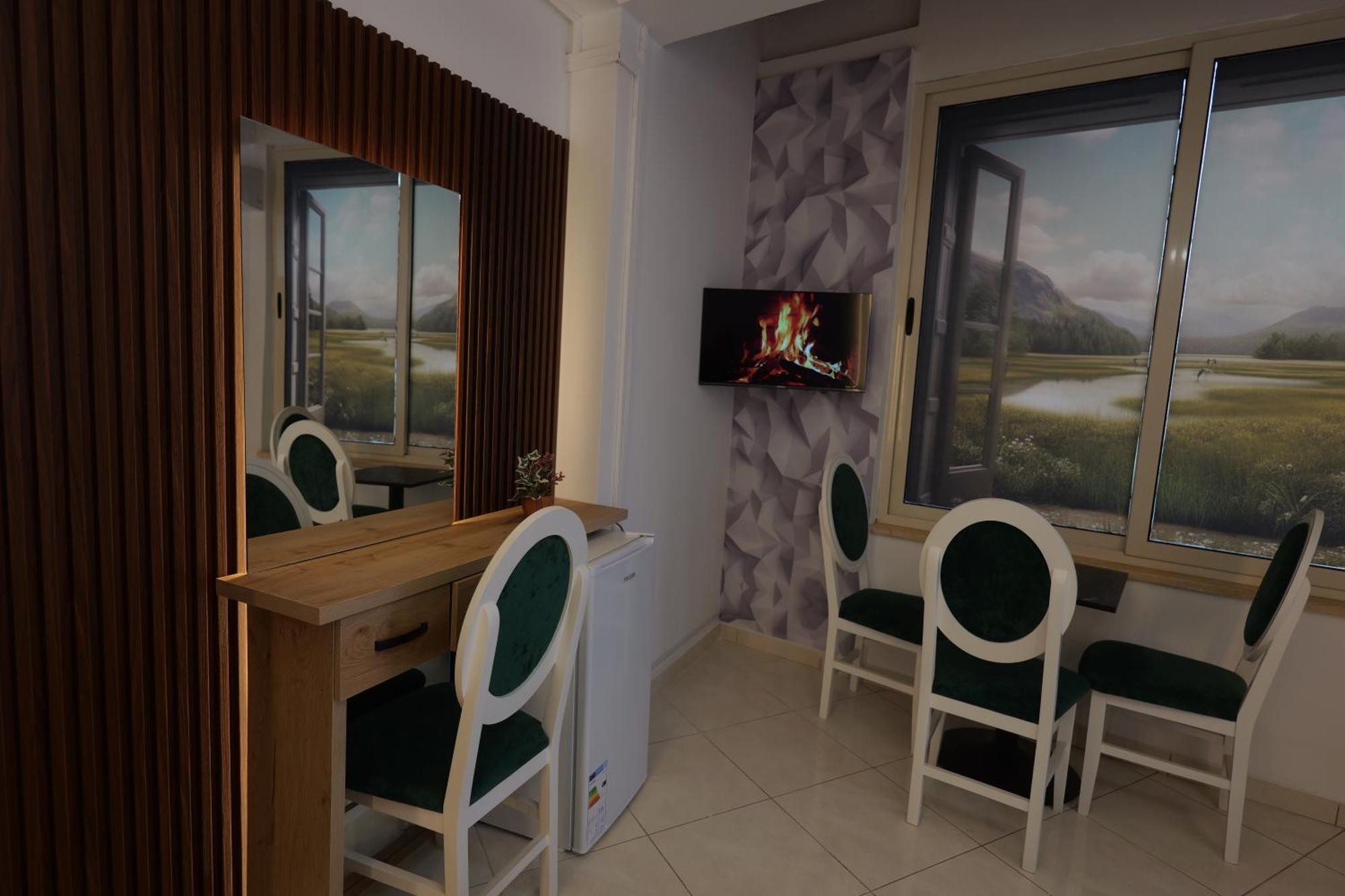 Golden Sleep Hostel Shkoder Ngoại thất bức ảnh