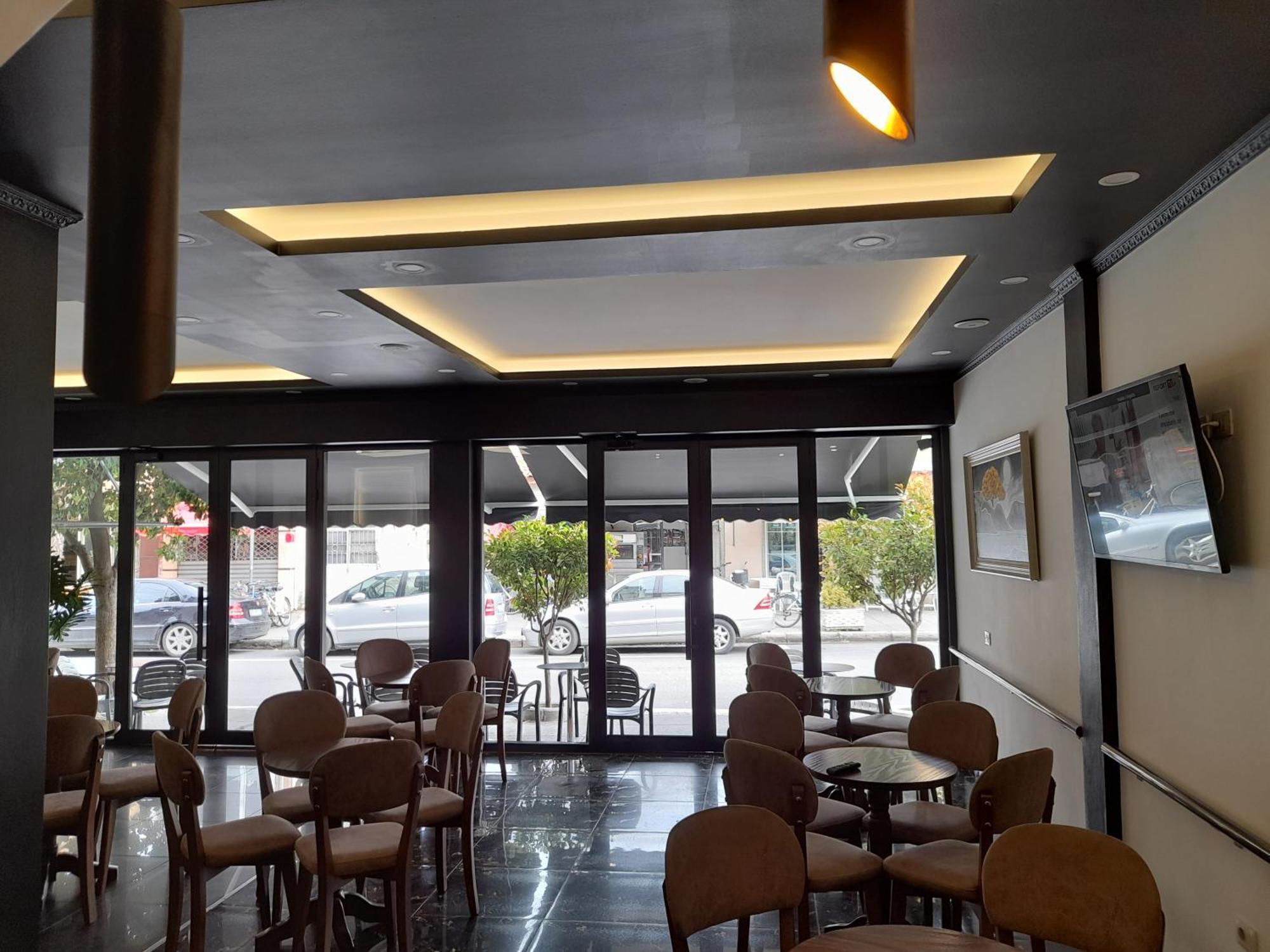 Golden Sleep Hostel Shkoder Ngoại thất bức ảnh