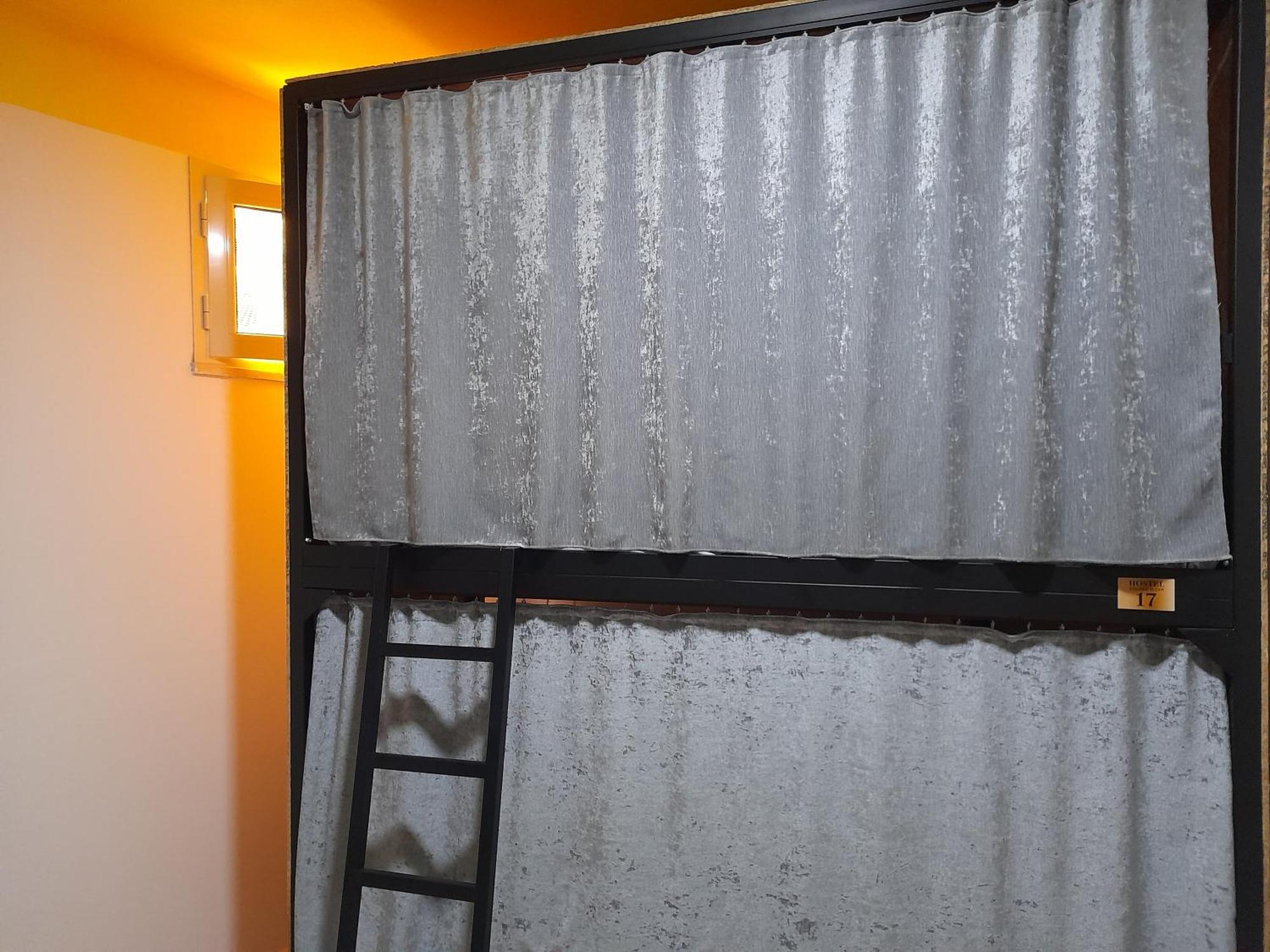 Golden Sleep Hostel Shkoder Ngoại thất bức ảnh