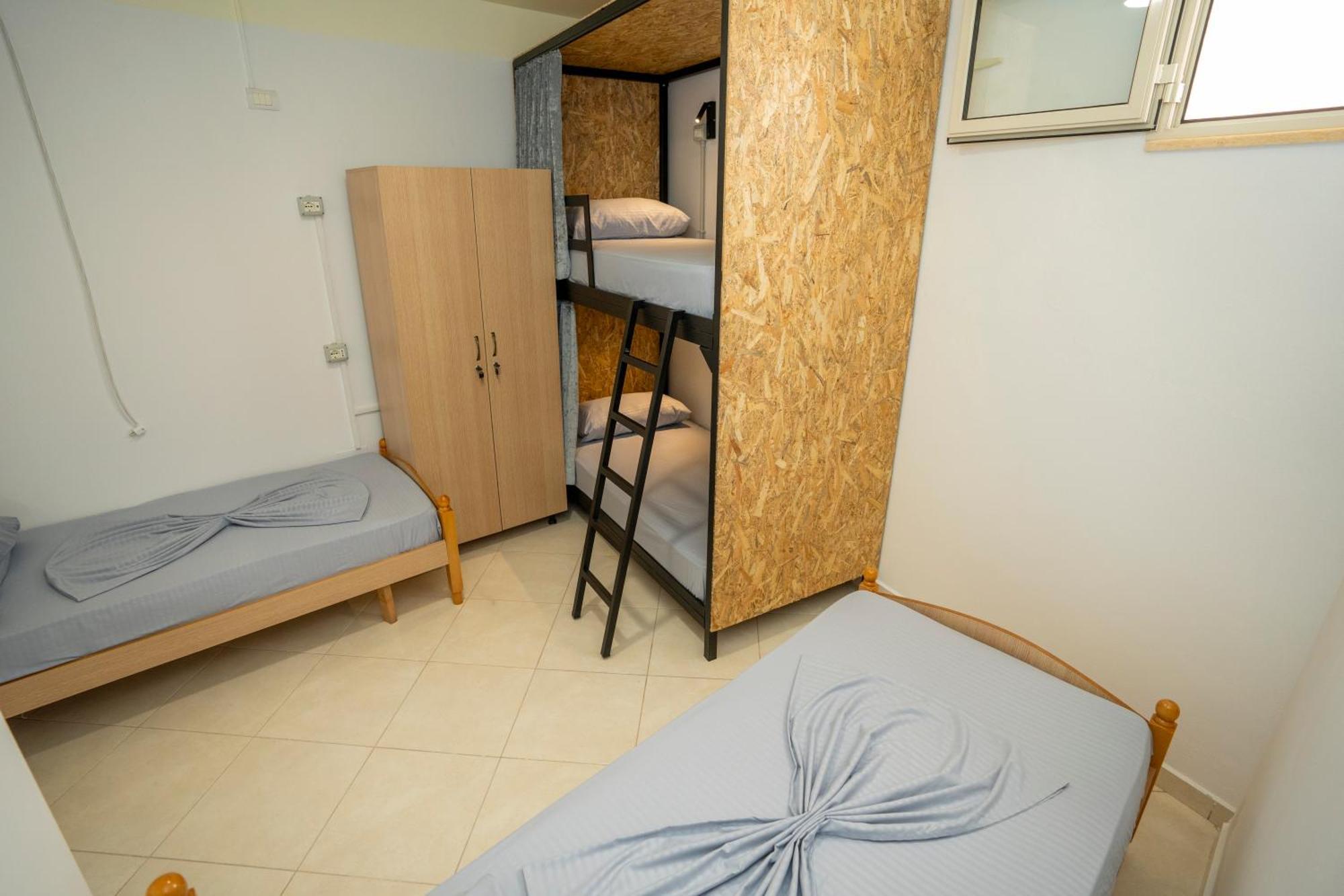 Golden Sleep Hostel Shkoder Ngoại thất bức ảnh