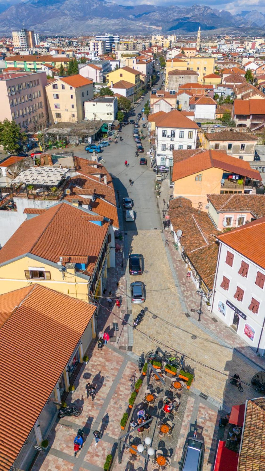 Golden Sleep Hostel Shkoder Ngoại thất bức ảnh